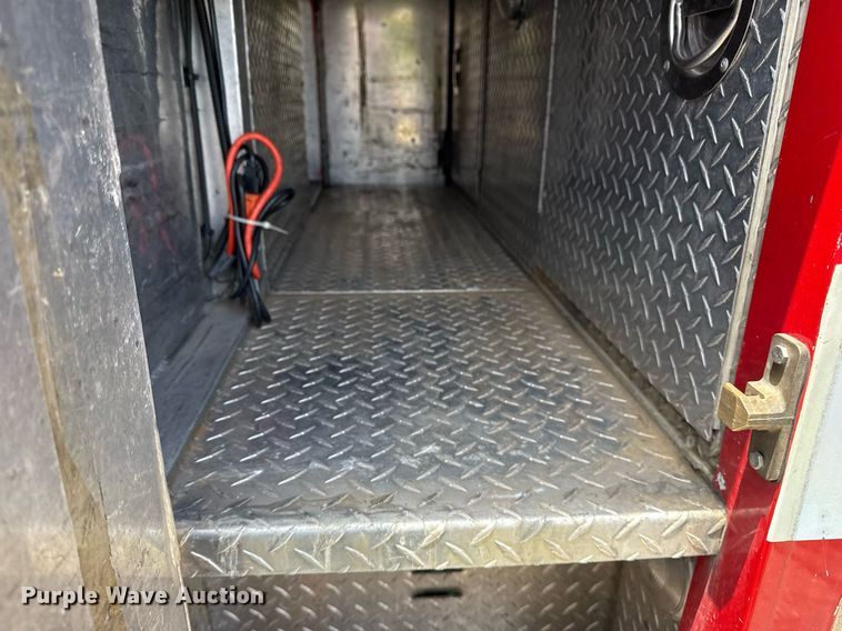 image for item EG8084 1986 Federal Motors Inc pumper fire truck