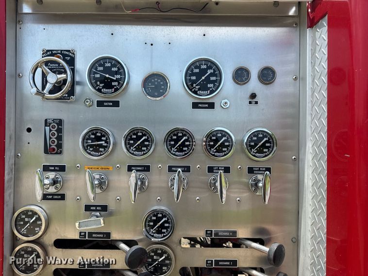 image for item EG8084 1986 Federal Motors Inc pumper fire truck