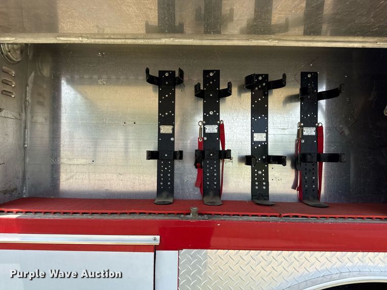 image for item EG8084 1986 Federal Motors Inc pumper fire truck