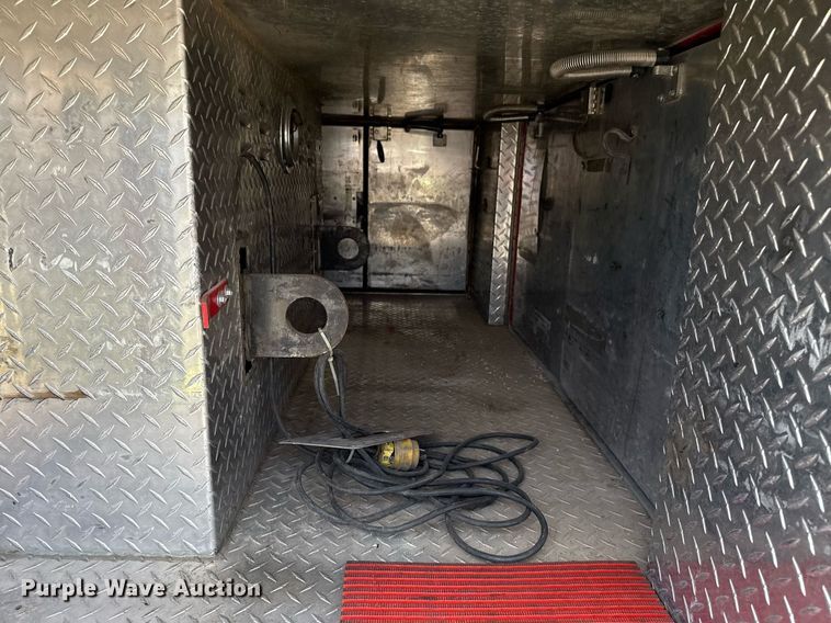 image for item EG8084 1986 Federal Motors Inc pumper fire truck