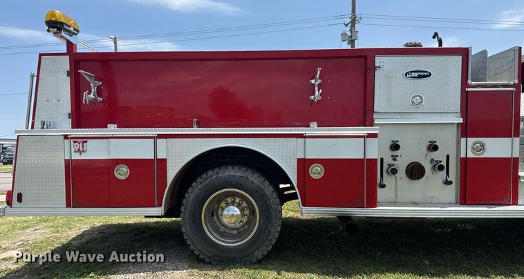 image for item EG8084 1986 Federal Motors Inc pumper fire truck