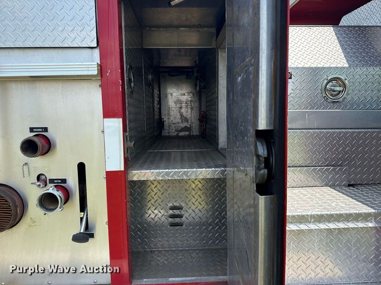 image for item EG8084 1986 Federal Motors Inc pumper fire truck