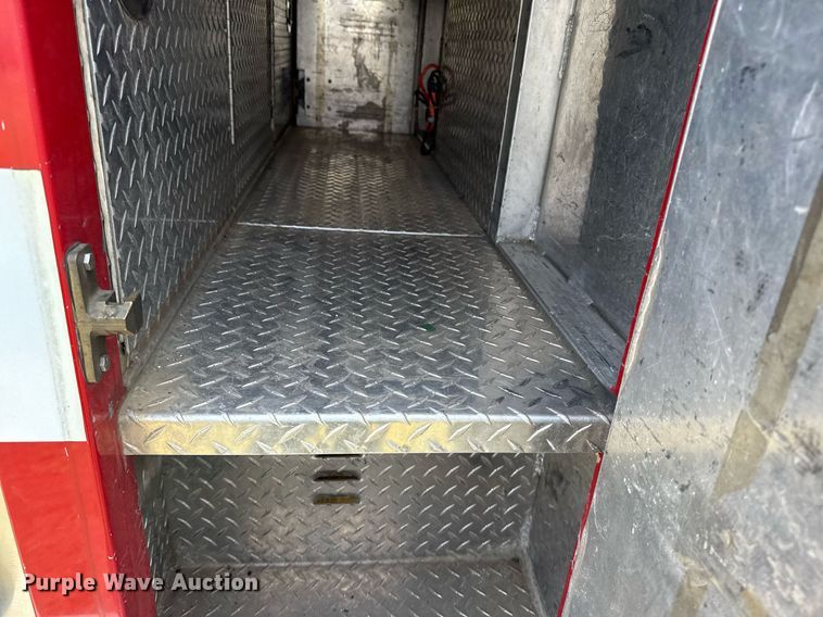 image for item EG8084 1986 Federal Motors Inc pumper fire truck