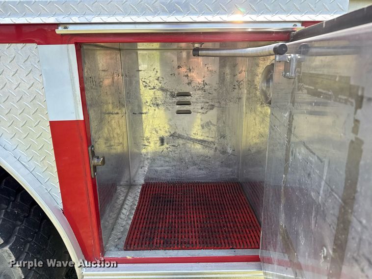 image for item EG8084 1986 Federal Motors Inc pumper fire truck