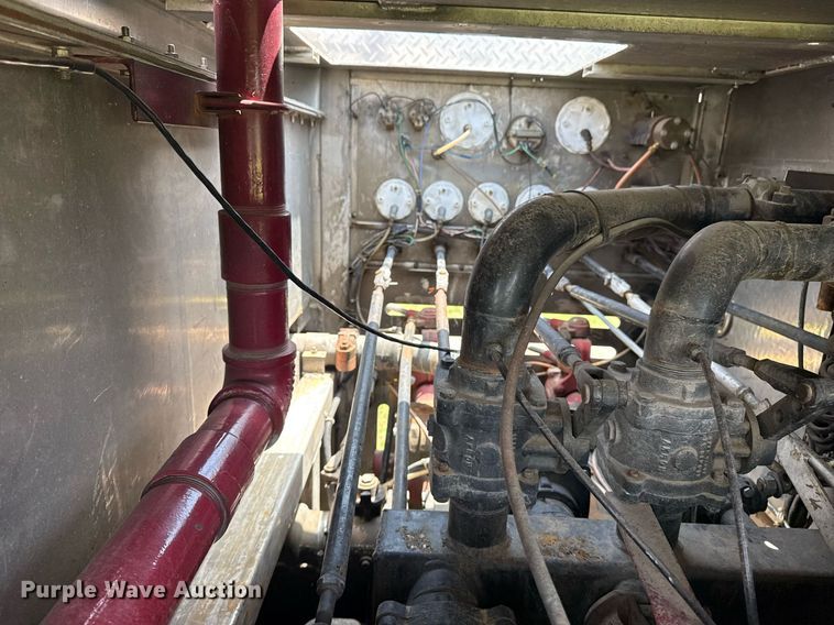 image for item EG8084 1986 Federal Motors Inc pumper fire truck