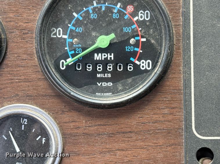 image for item EG8084 1986 Federal Motors Inc pumper fire truck