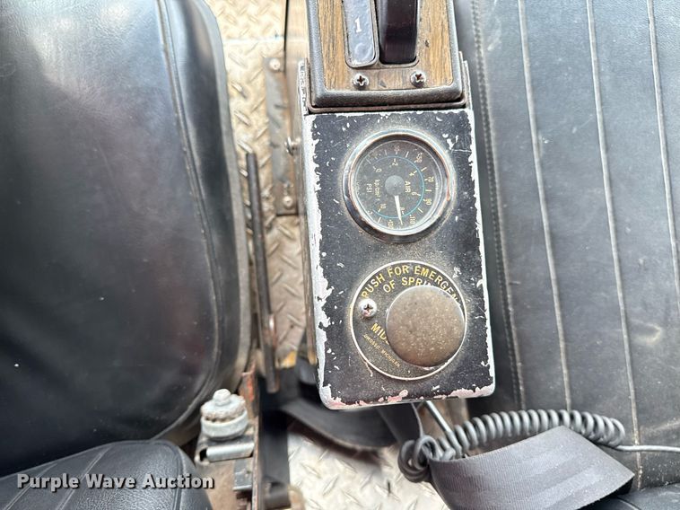 image for item EG8084 1986 Federal Motors Inc pumper fire truck