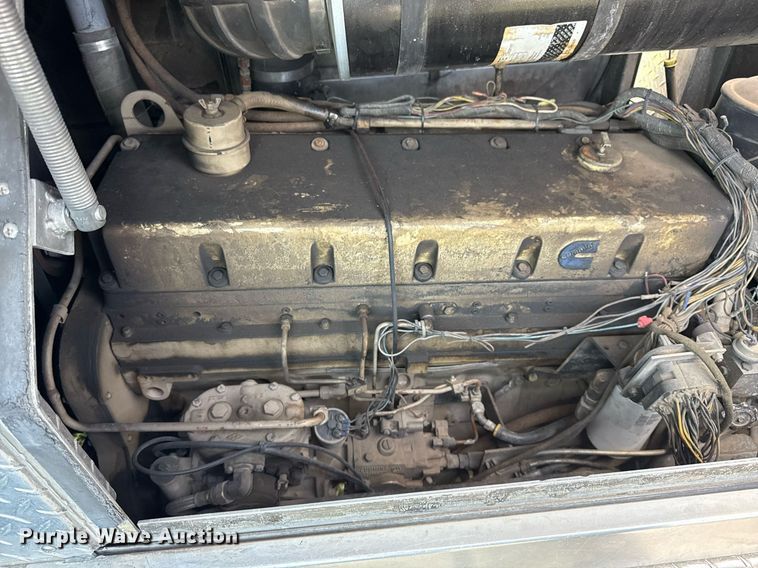 image for item EG8084 1986 Federal Motors Inc pumper fire truck