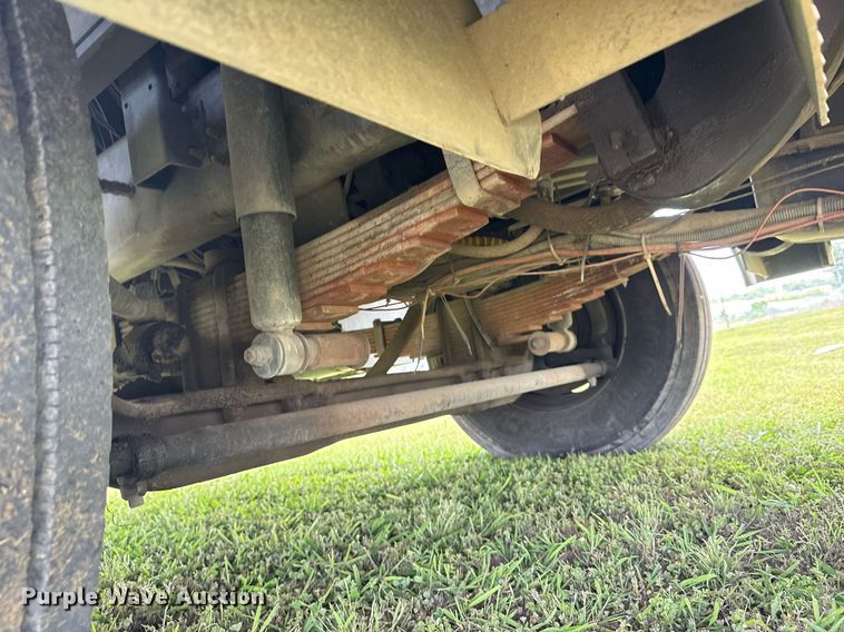 image for item EG8084 1986 Federal Motors Inc pumper fire truck