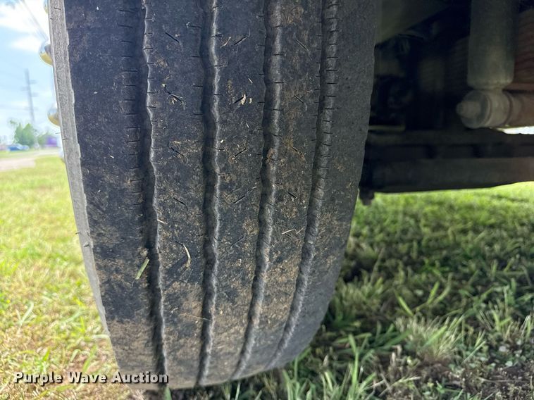 image for item EG8084 1986 Federal Motors Inc pumper fire truck