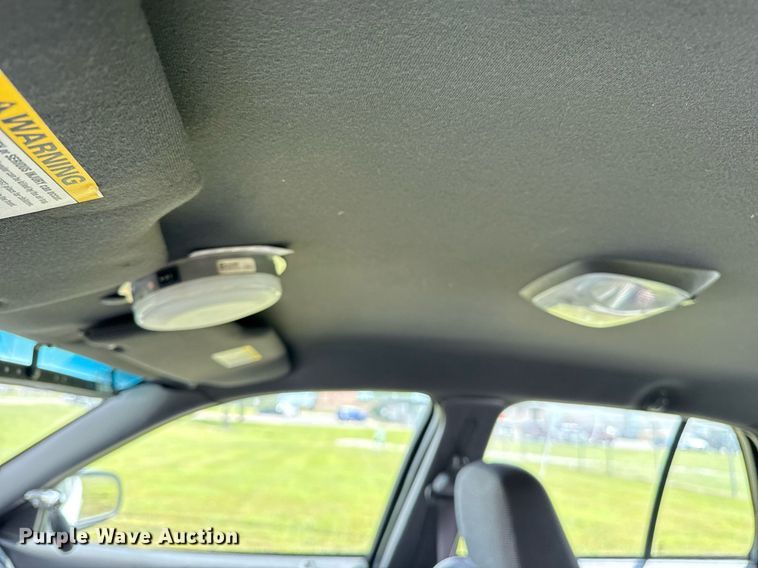 image for item EG8090 2005 Ford Crown Victoria 