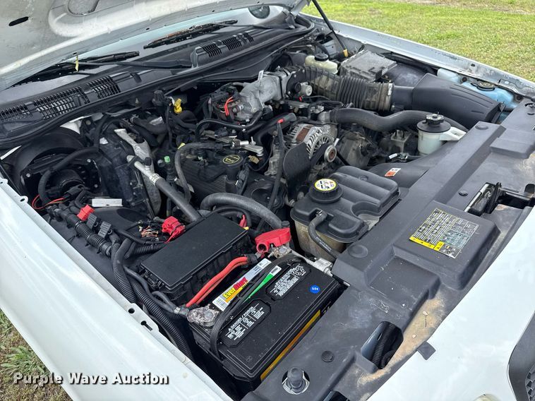 image for item EG8090 2005 Ford Crown Victoria 