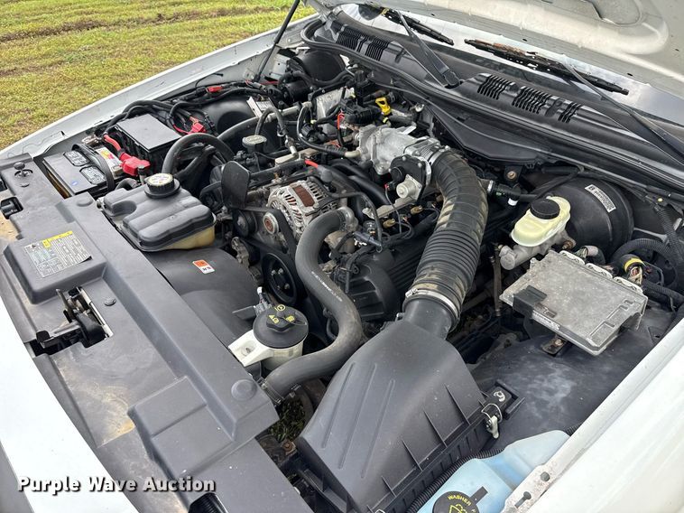 image for item EG8090 2005 Ford Crown Victoria 