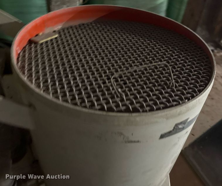 image for item EG8104 Schmidt sand blasting pot