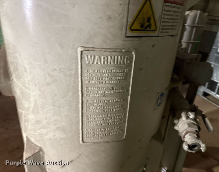 image for item EG8104 Schmidt sand blasting pot