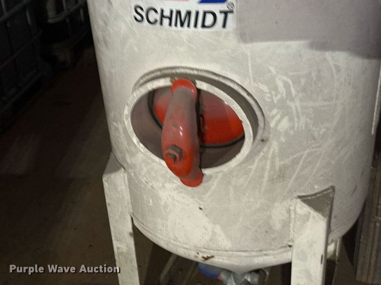 image for item EG8104 Schmidt sand blasting pot