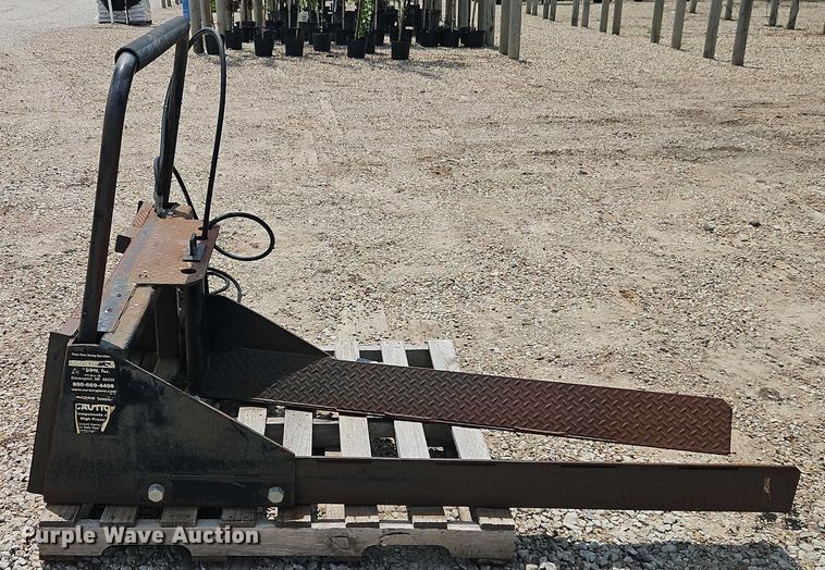 image for item EJ0079 DPM skid steer nursery jaws