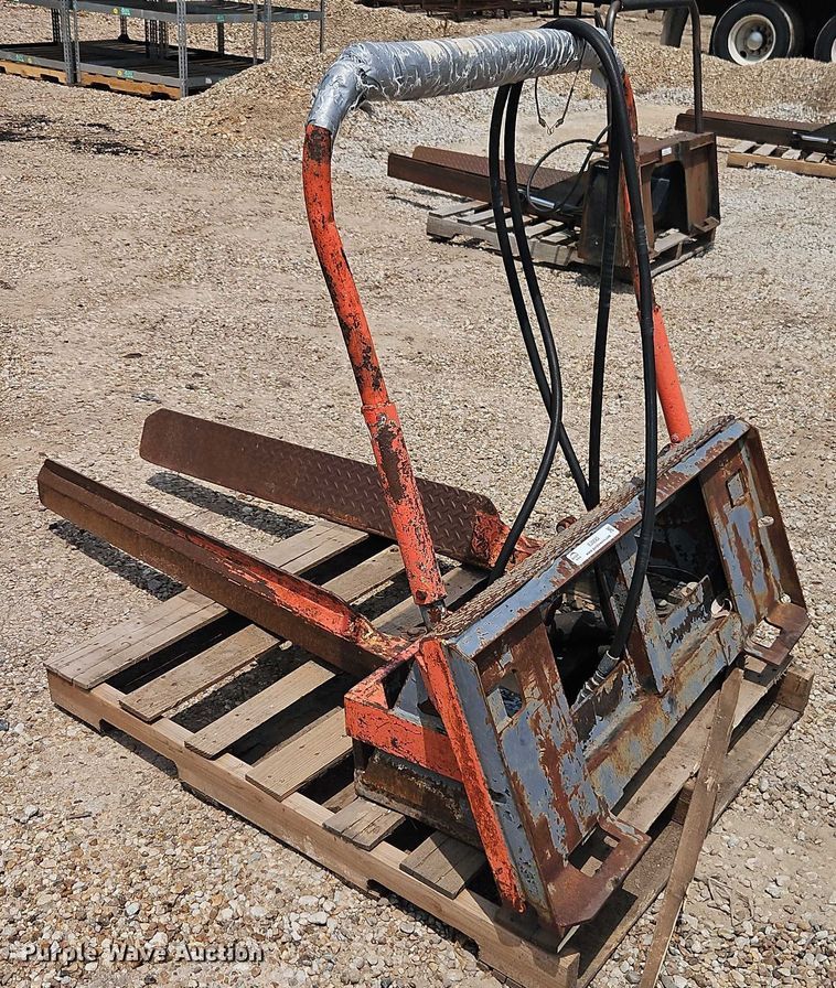 image for item EJ0082 Skid steer nursery jaws