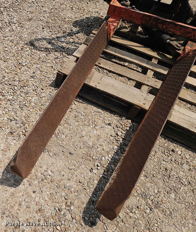 image for item EJ0082 Skid steer nursery jaws