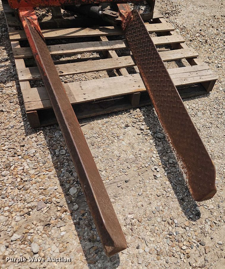 image for item EJ0082 Skid steer nursery jaws