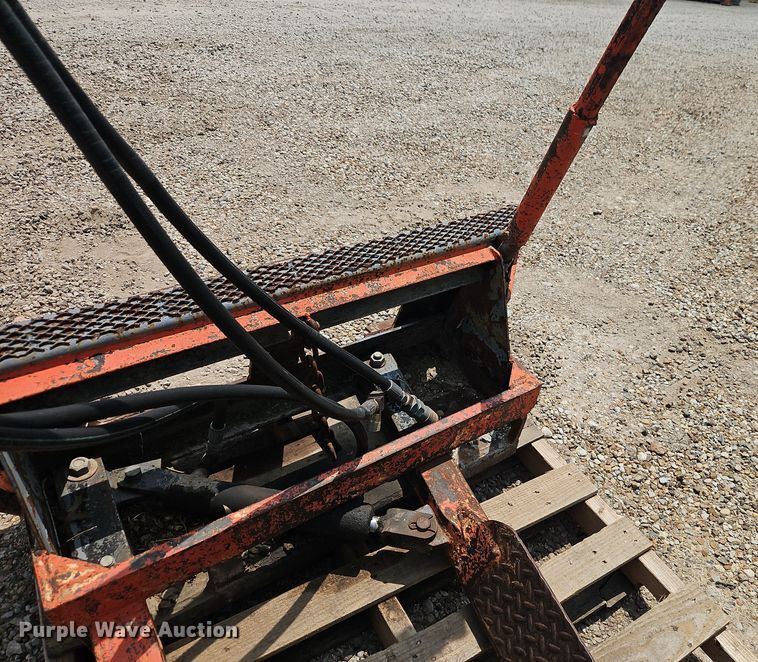 image for item EJ0082 Skid steer nursery jaws
