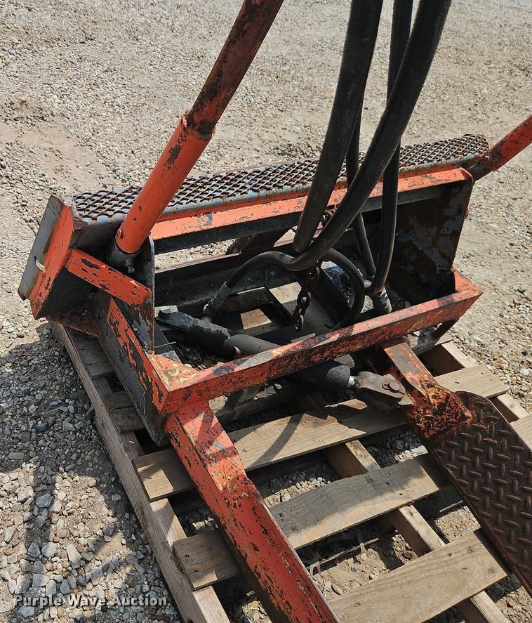 image for item EJ0082 Skid steer nursery jaws