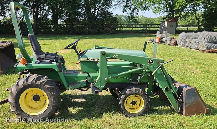 image for item EJ0145 John Deere 855 MFWD tractor