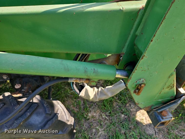 image for item EJ0145 John Deere 855 MFWD tractor