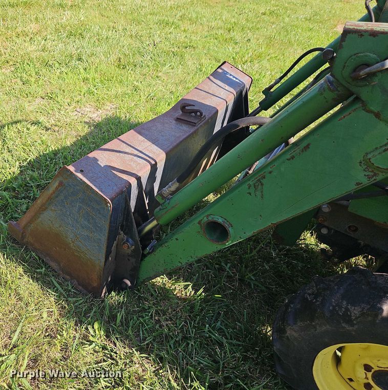 image for item EJ0145 John Deere 855 MFWD tractor