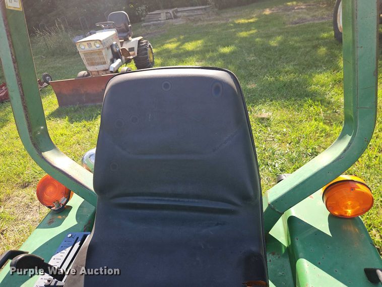 image for item EJ0145 John Deere 855 MFWD tractor