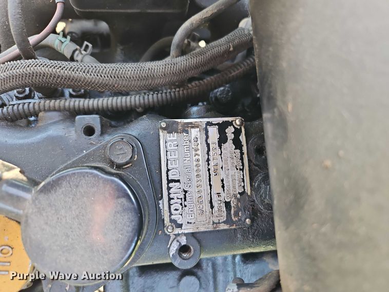 image for item EJ0145 John Deere 855 MFWD tractor