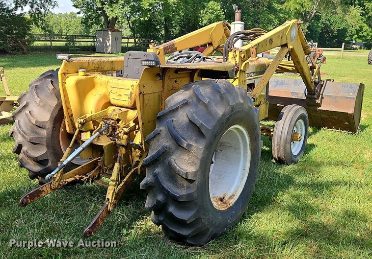 image for item EJ0146 International 2500 Series B tractor