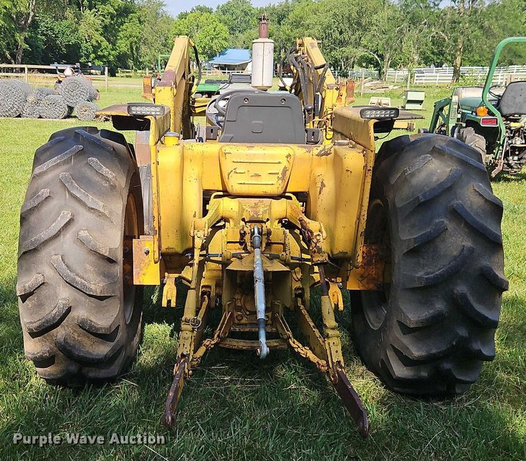 image for item EJ0146 International 2500 Series B tractor