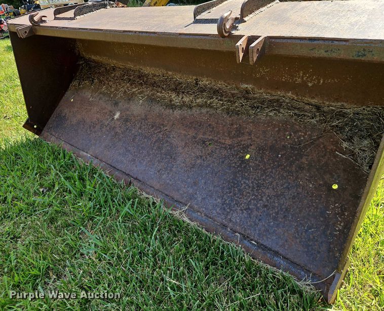 image for item EJ0146 International 2500 Series B tractor