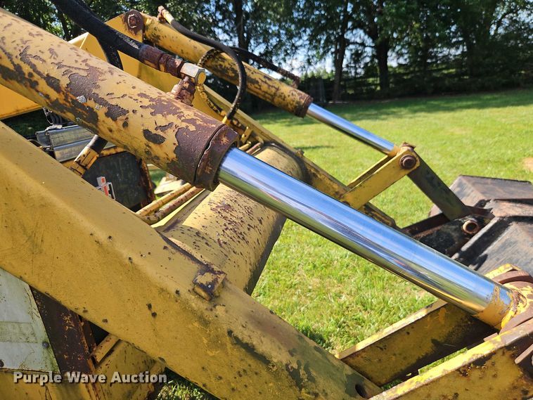 image for item EJ0146 International 2500 Series B tractor