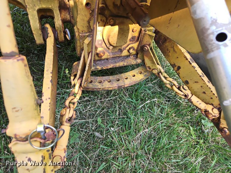 image for item EJ0146 International 2500 Series B tractor