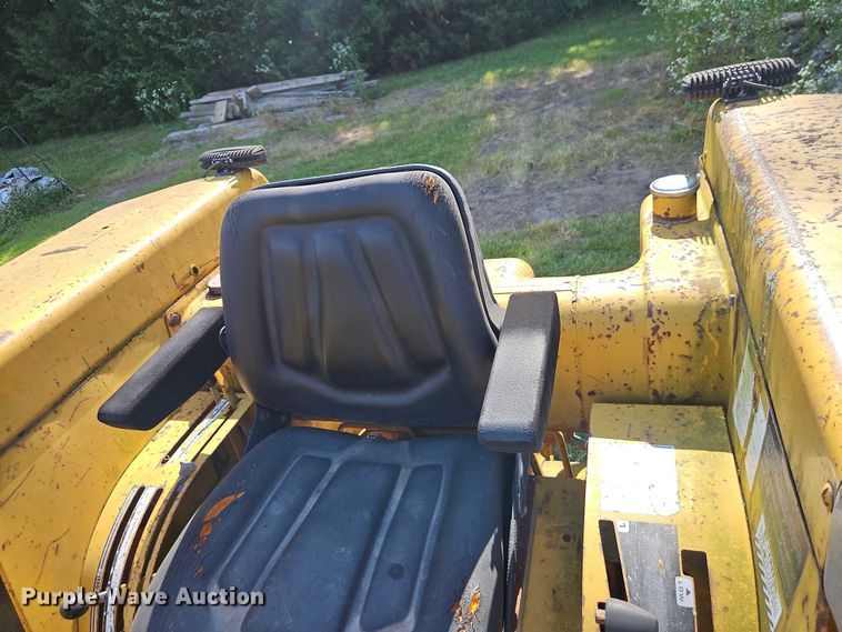 image for item EJ0146 International 2500 Series B tractor