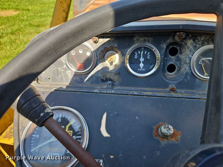 image for item EJ0146 International 2500 Series B tractor