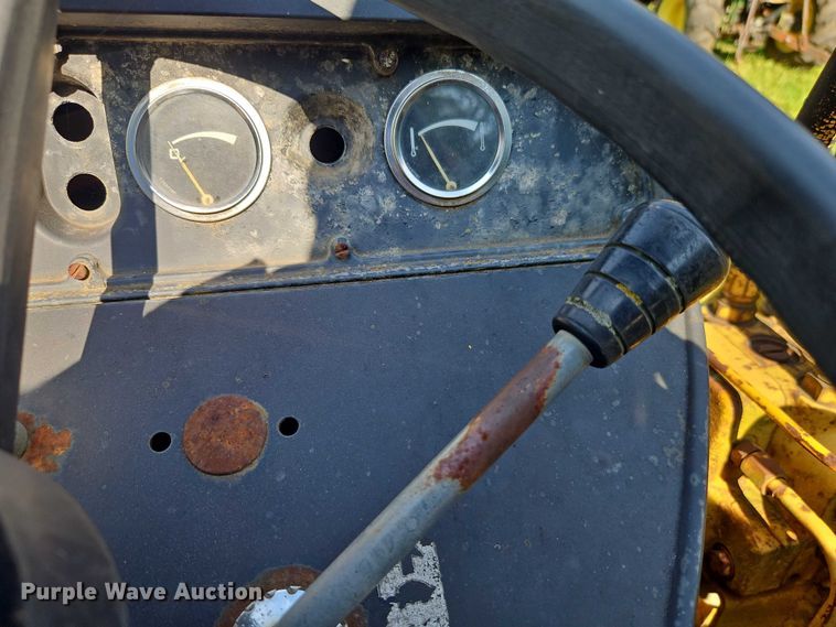 image for item EJ0146 International 2500 Series B tractor