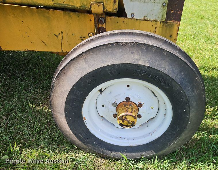 image for item EJ0146 International 2500 Series B tractor