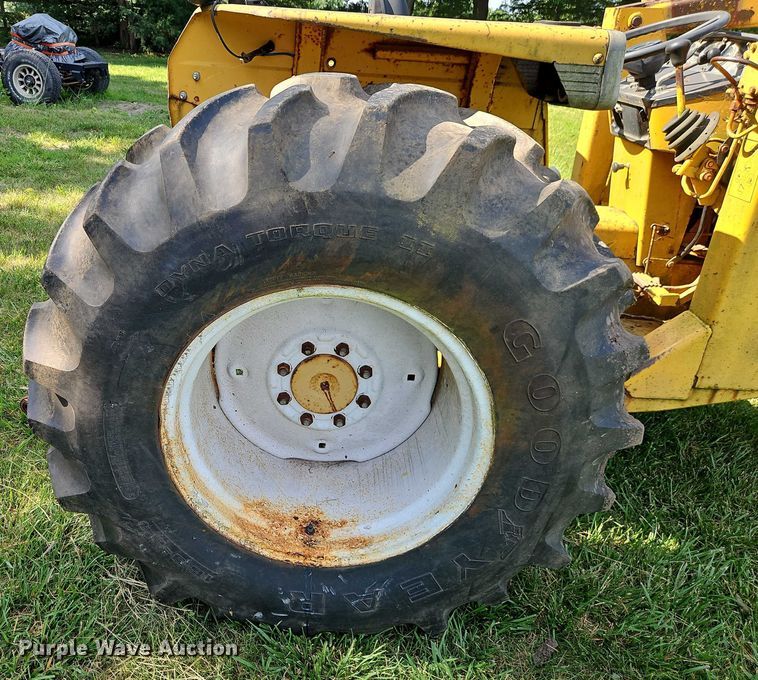 image for item EJ0146 International 2500 Series B tractor