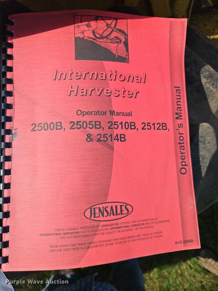 image for item EJ0146 International 2500 Series B tractor