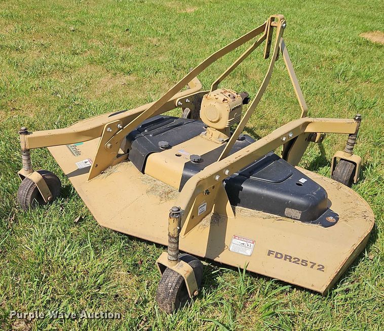 image for item EJ0147 Landpride FDR2572 finish mower