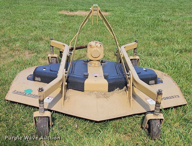 image for item EJ0147 Landpride FDR2572 finish mower