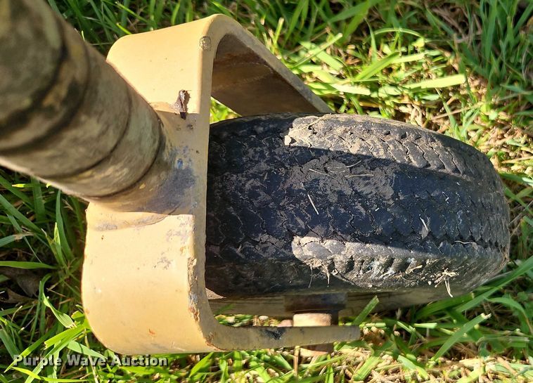 image for item EJ0147 Landpride FDR2572 finish mower