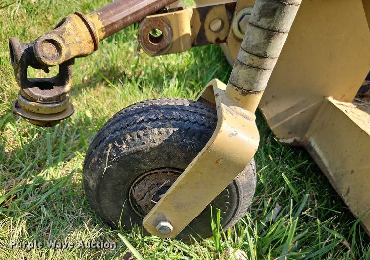 image for item EJ0147 Landpride FDR2572 finish mower