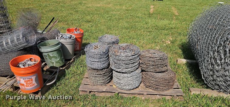 image for item EJ0148 Approximately 720' chain link fence