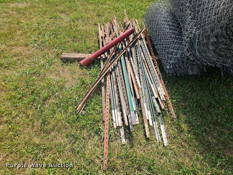 image for item EJ0148 Approximately 720' chain link fence