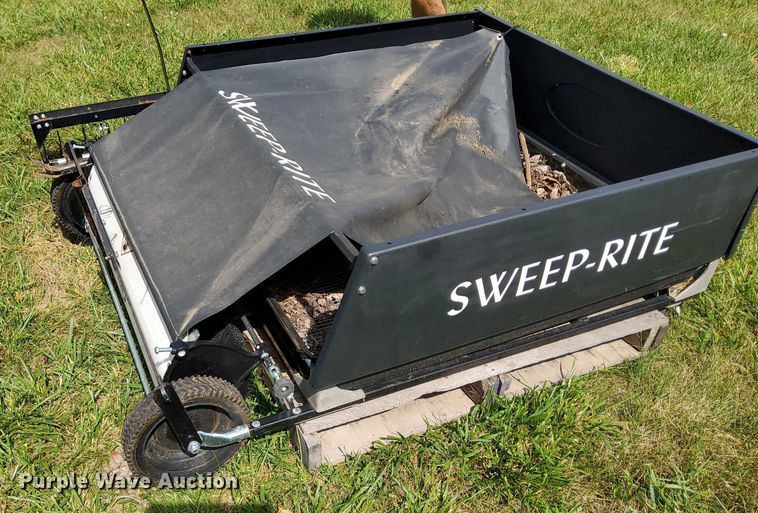 image for item EJ0150 Lawn equipment