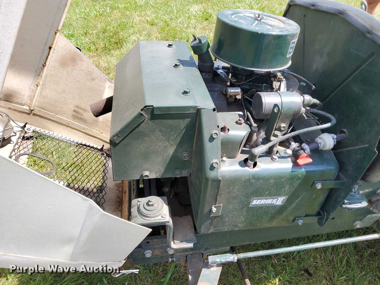 image for item EJ0151 Bolens 1700 tractor